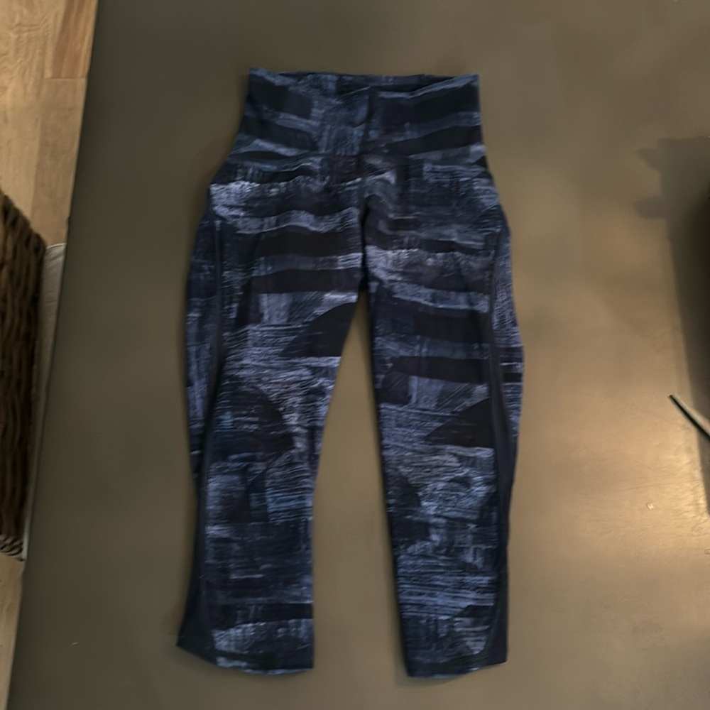 LuluLemon size 2 leggings blue